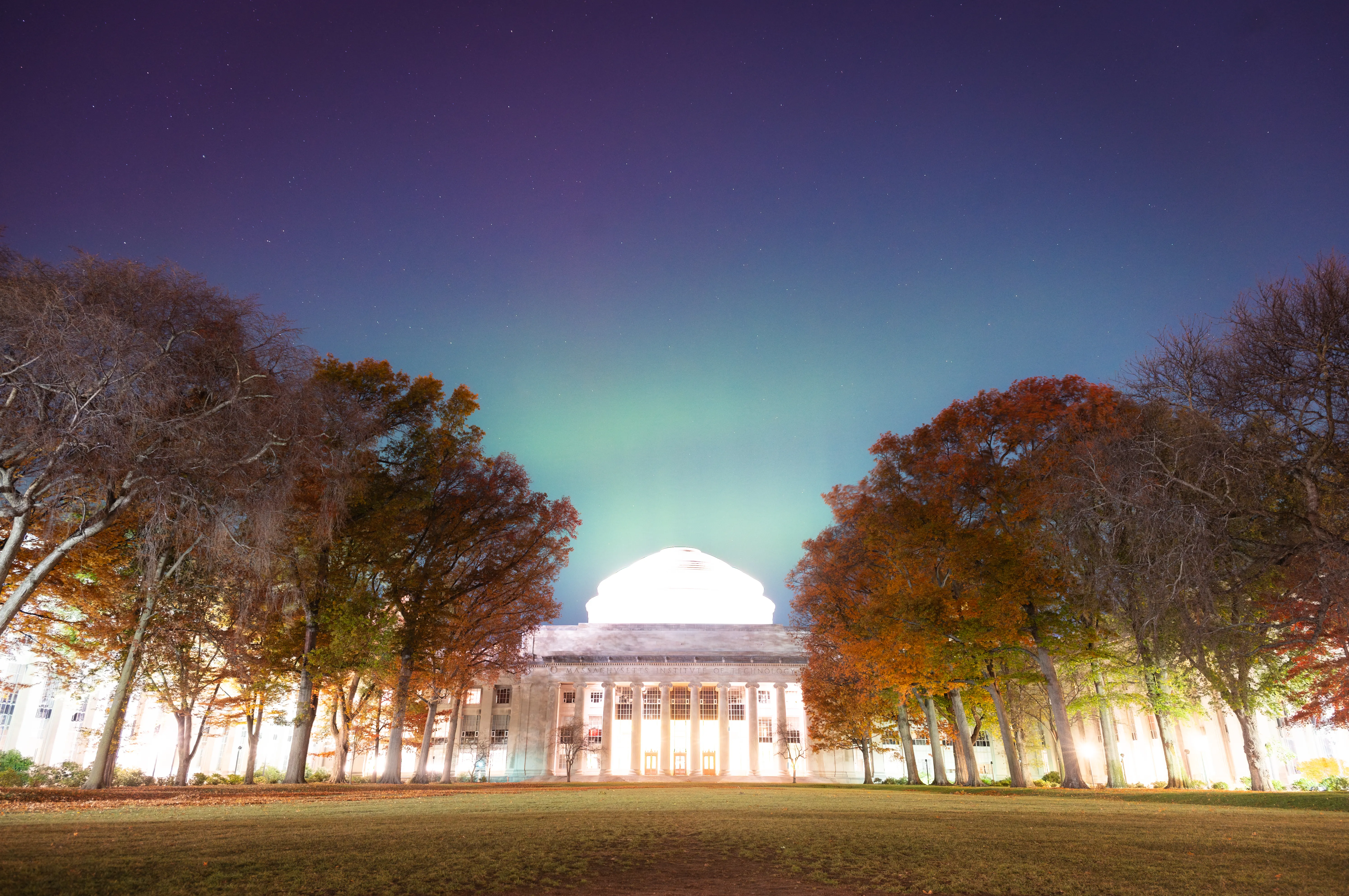 Aurora Over the Dome